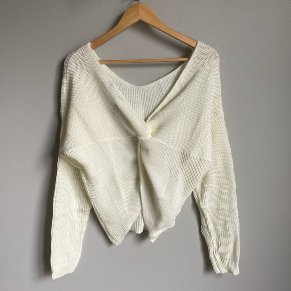 White Twist Sweater - Picture 3 of 8